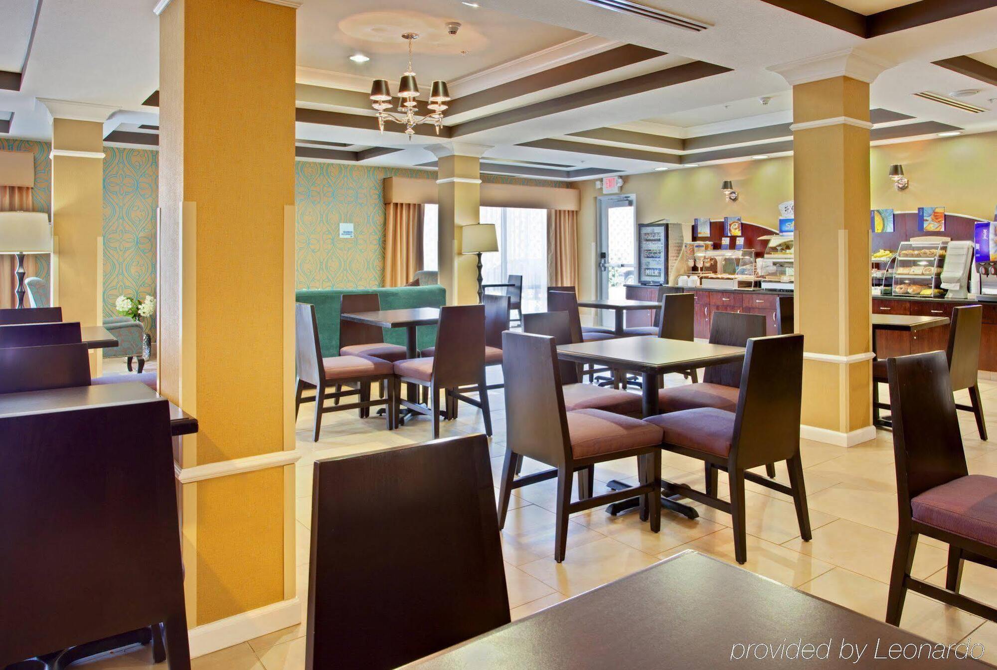 Holiday Inn Express Hotel & Suites Lake Elsinore By Ihg Exterior photo